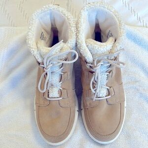 Sorel Explorer Next WP boot